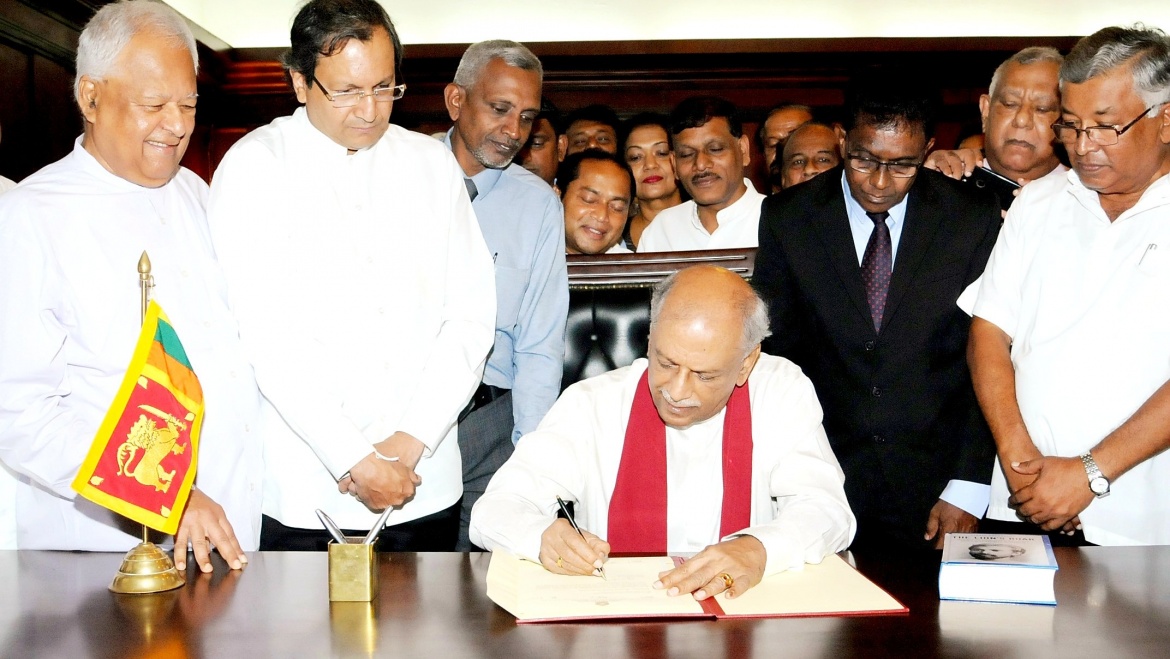 Mr.Dinesh Gunawardena assumed duties as the Hon. Minister of Foreign Affairs