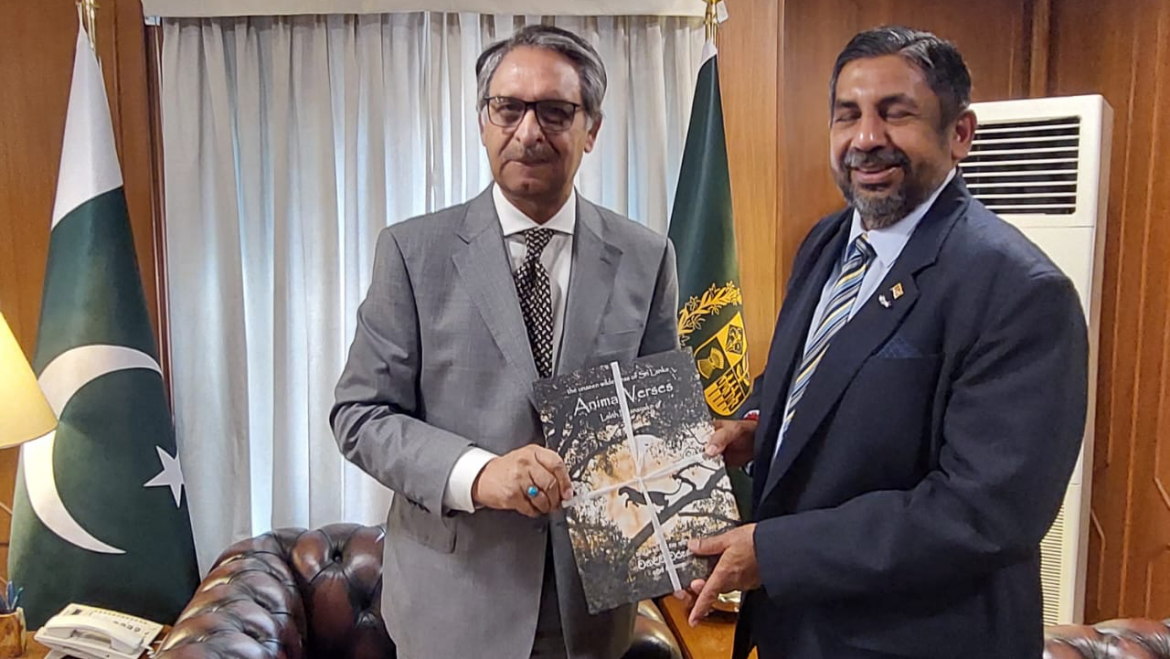 Foreign Minister HonJalil Abbas Jilani welcomed new High Commissioner Admiral Ravindra C Wijegunaratne (Retd)