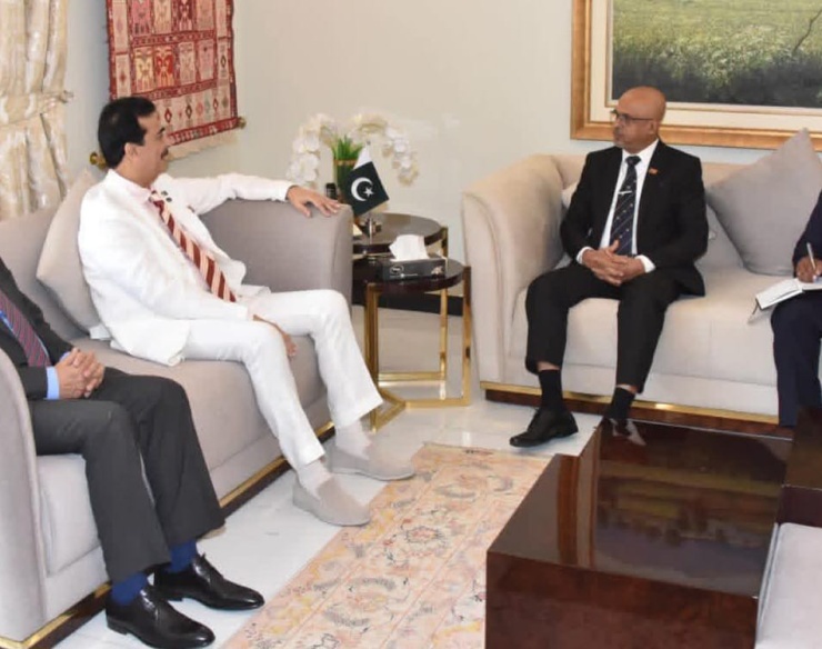 High Commissioner of Sri Lanka to Pakistan Fred Senevirathne meets Syed Yousaf Raza Gilani Chairman Senate of Pakistan