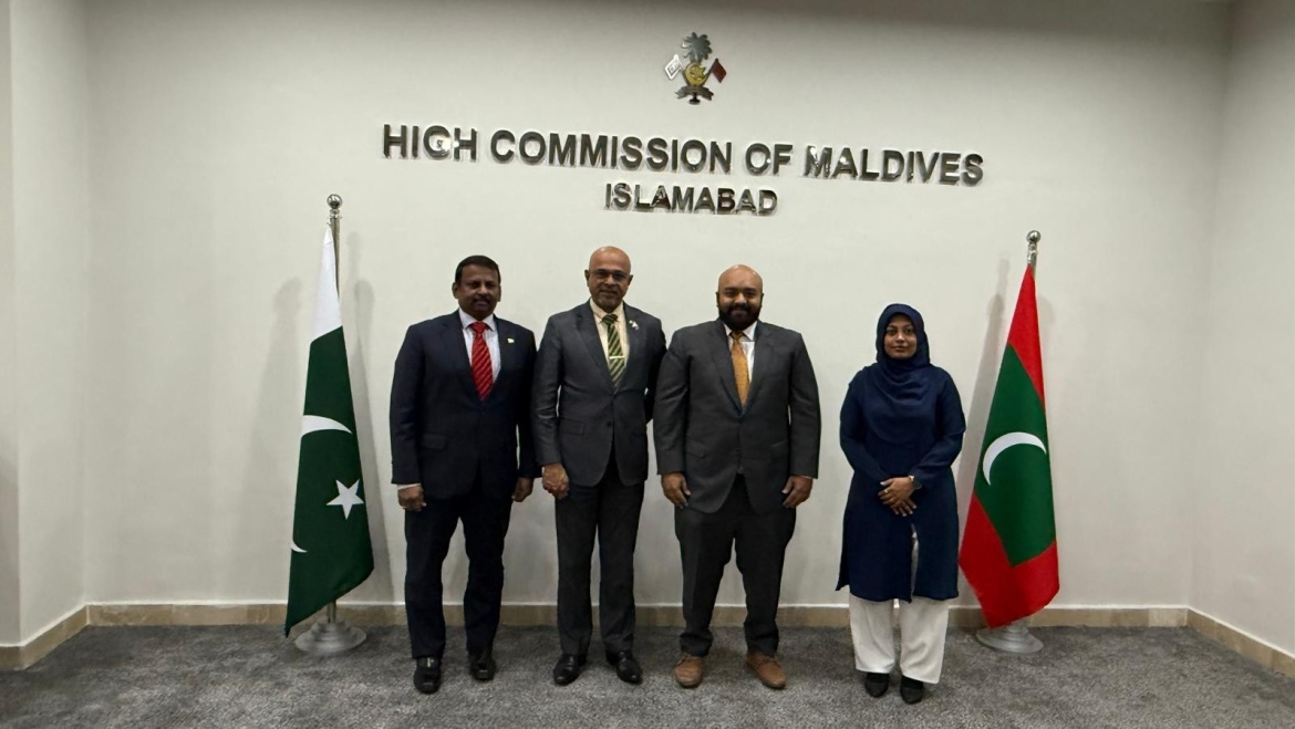 High Commissioner of Sri Lanka Pays a Courtesy Call on High Commissioner of Maldives